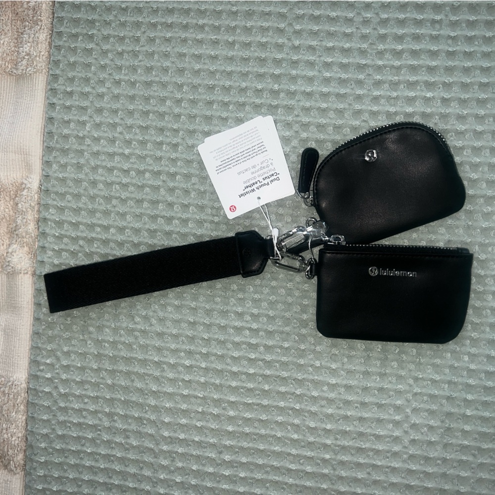 NWT Lululemon Dual Pouch Wristlet- Cactus Leather - Black/Silver